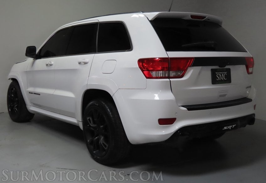2013 Jeep Grand Cherokee SRT8 Alpine - Image 9