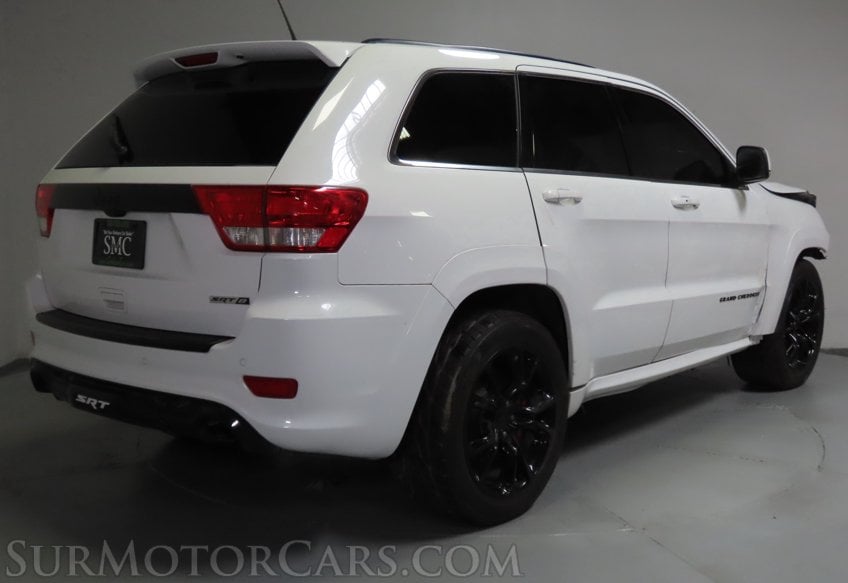 2013 Jeep Grand Cherokee SRT8 Alpine - Image 10