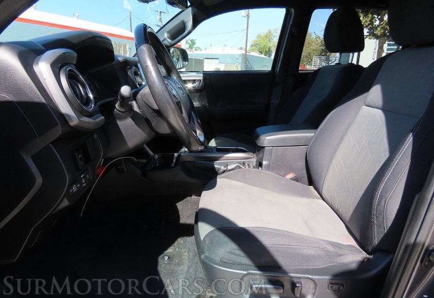 2021 Toyota Tacoma TRD Off-Road - Image 36