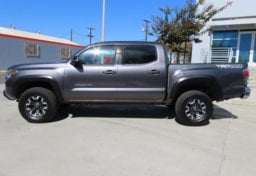 2021 Toyota Tacoma TRD Off-Road - Image 6