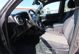 2021 Toyota Tacoma TRD Off-Road - Image 33