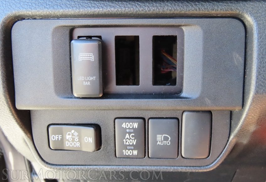 2021 Toyota Tacoma TRD Off-Road - Image 25