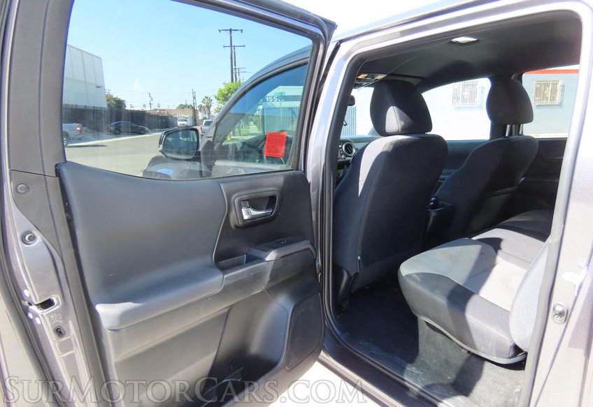 2021 Toyota Tacoma TRD Off-Road - Image 38