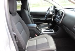 2018 Chevrolet Colorado 4x4 LT - Image 36