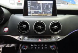 2018 Kia Stinger GT2 - Image 55