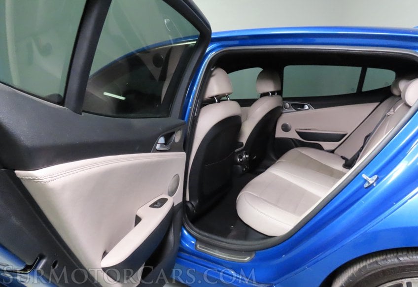 2018 Kia Stinger GT2 - Image 14