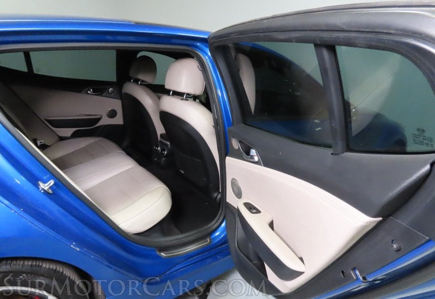 2018 Kia Stinger GT2 - Image 39