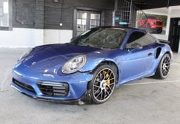 2018 Porsche 911 Turbo S - Image 7