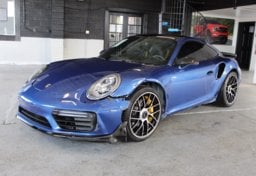 2018 Porsche 911 Turbo S - Image 9