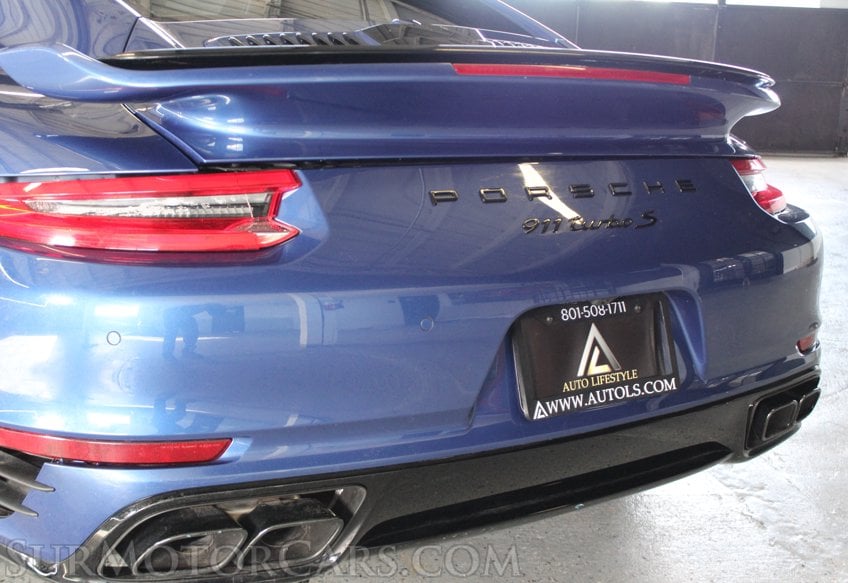 2018 Porsche 911 Turbo S - Image 32