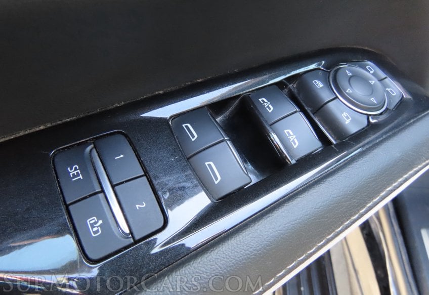 2022 Cadillac Escalade Premium Luxury - Image 52