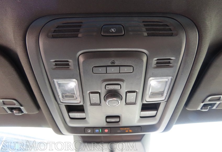 2022 Cadillac Escalade Premium Luxury - Image 46