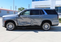 2022 Cadillac Escalade Premium Luxury - Image 6