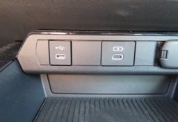 2026 Toyota Prius Limited - Image 41