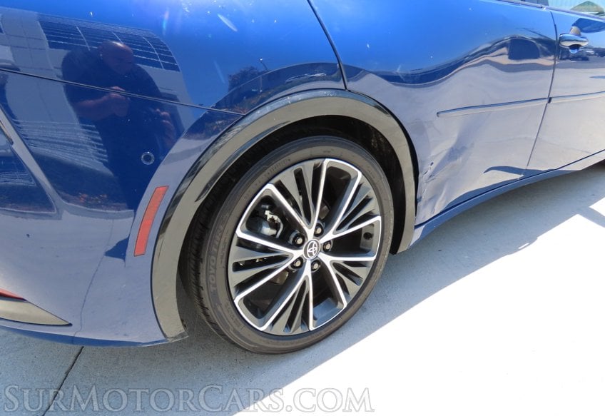 2026 Toyota Prius Limited - Image 11