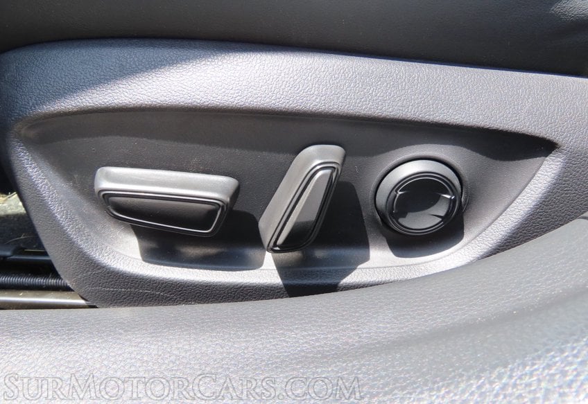 2026 Toyota Prius Limited - Image 49