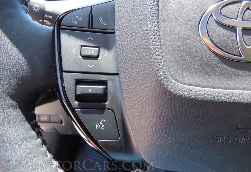 2026 Toyota Prius Limited - Image 32