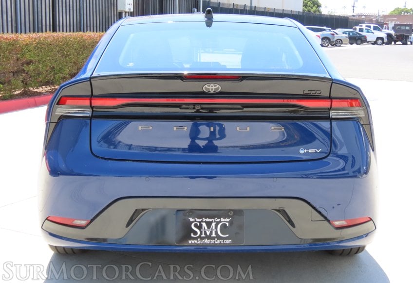 2026 Toyota Prius Limited - Image 12