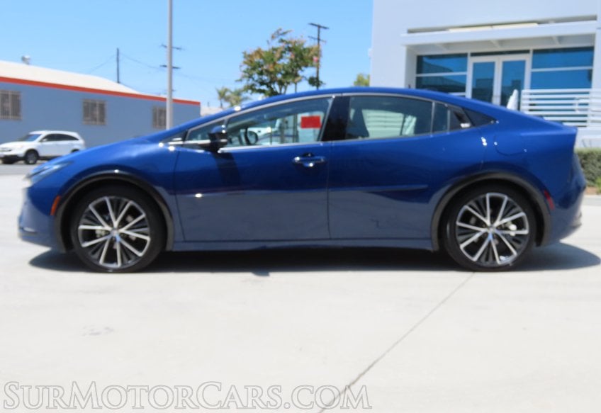 2026 Toyota Prius Limited - Image 6