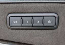 2020 Cadillac Escalade ESV Platinum - Image 26