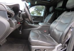 2020 Cadillac Escalade ESV Platinum - Image 61