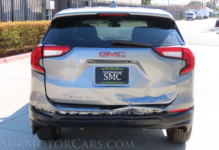 2024 GMC Terrain SLE - Image 9