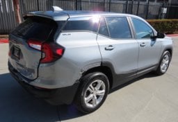 2024 GMC Terrain SLE - Image 10