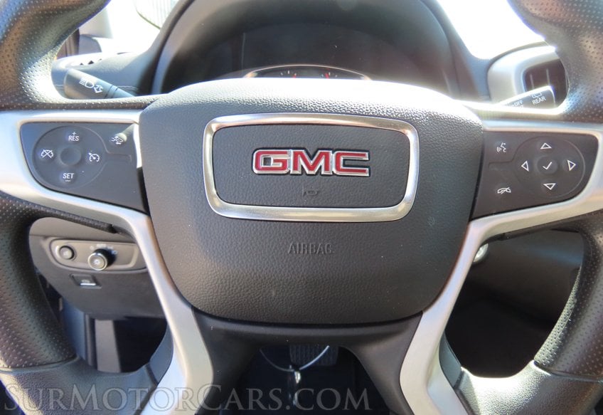 2024 GMC Terrain SLE - Image 19