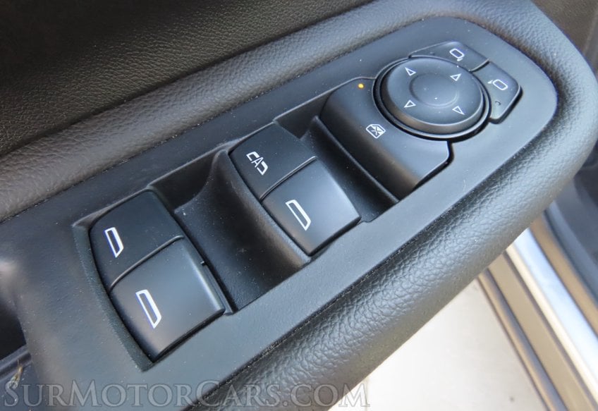 2024 GMC Terrain SLE - Image 27