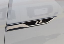 2019 Volkswagen Atlas - Image 28