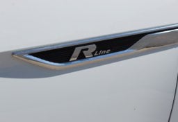 2019 Volkswagen Atlas - Image 27