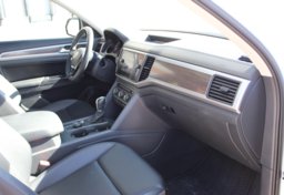 2019 Volkswagen Atlas - Image 32