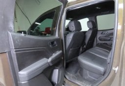 2025 GMC Canyon Elevation - Image 53