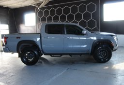 2024 Nissan Frontier  PRO-4X - Image 39