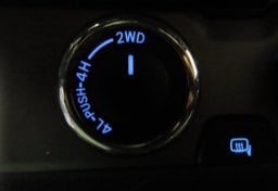 2017 Toyota Tacoma TRD Off-Road - Image 28