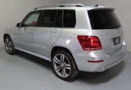 2014 Mercedes-Benz GLK 350W2 - Image 10