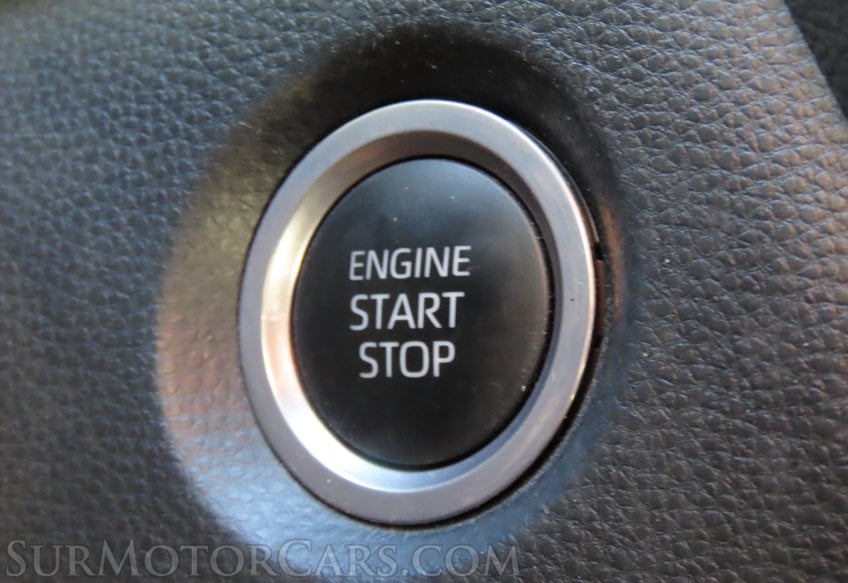 2021 Toyota Corolla Hatchback XSE - Image 18