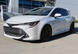 2021 Toyota Corolla Hatchback XSE - Image 4