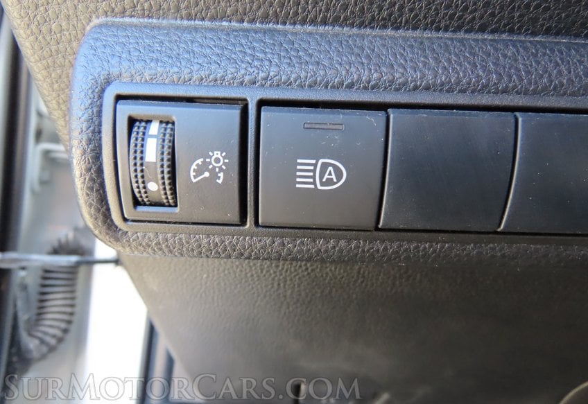 2021 Toyota Corolla Hatchback XSE - Image 25