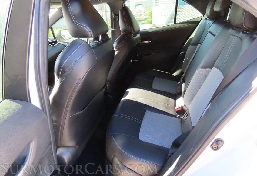 2021 Toyota Corolla Hatchback XSE - Image 41