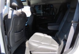 2016 Cadillac Escalade Luxury Collection - Image 37