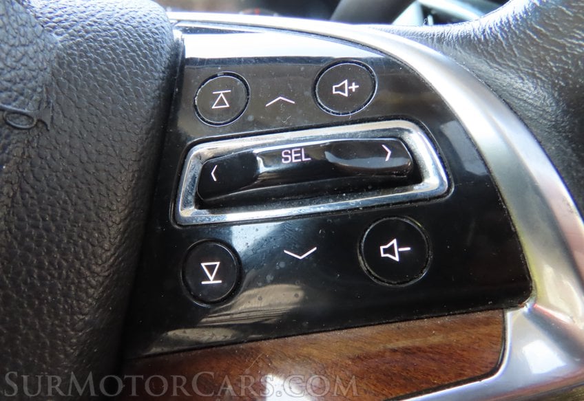 2016 Cadillac Escalade Luxury Collection - Image 19