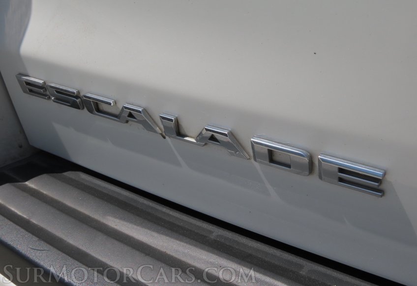 2016 Cadillac Escalade Luxury Collection - Image 53