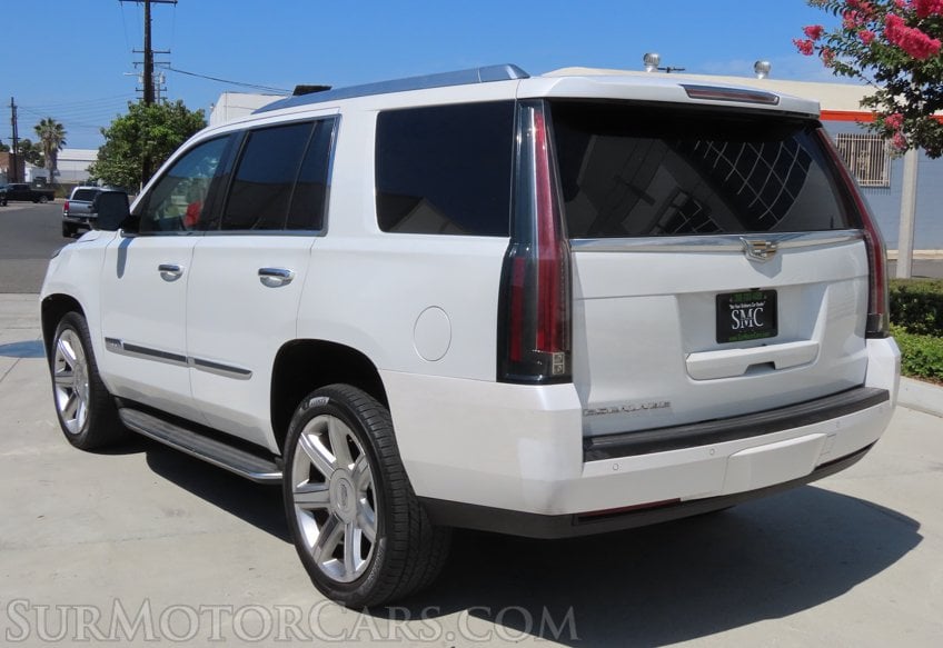 2016 Cadillac Escalade Luxury Collection - Image 5