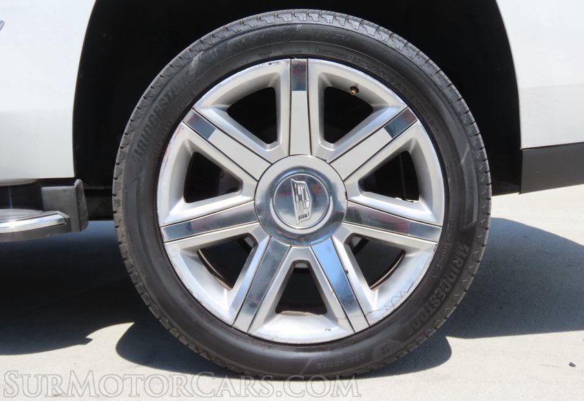 2016 Cadillac Escalade Luxury Collection - Image 51