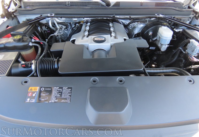 2016 Cadillac Escalade Luxury Collection - Image 50