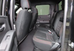 2026 Nissan Frontier PRO-4X - Image 24