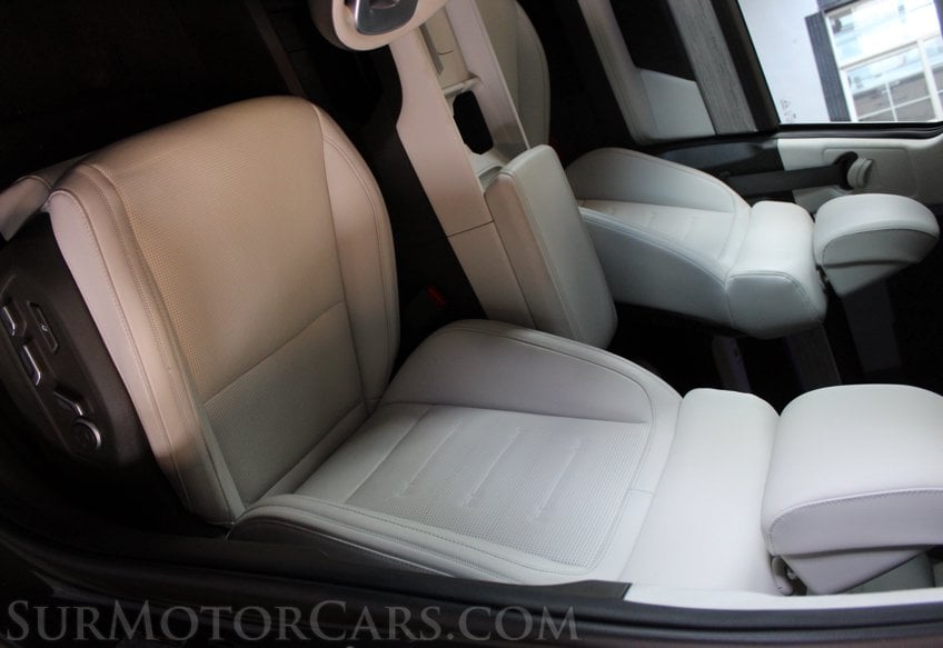 2025 Hyundai SANTA FE - Image 31