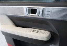 2025 Hyundai SANTA FE - Image 69