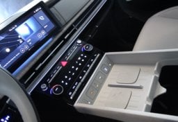 2025 Hyundai SANTA FE - Image 48